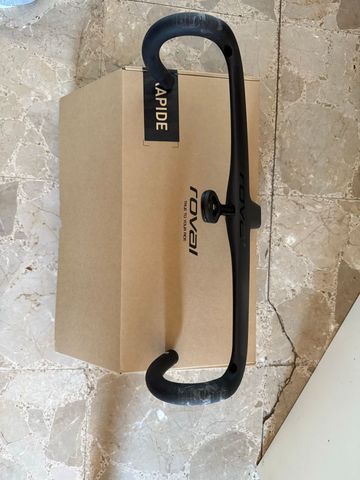 Used Roval Rapide Handlebar 2024 bike — image 1 of 6