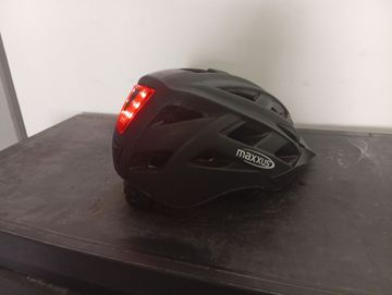 Used maxxus Black street 2025 bike — image 2 of 10