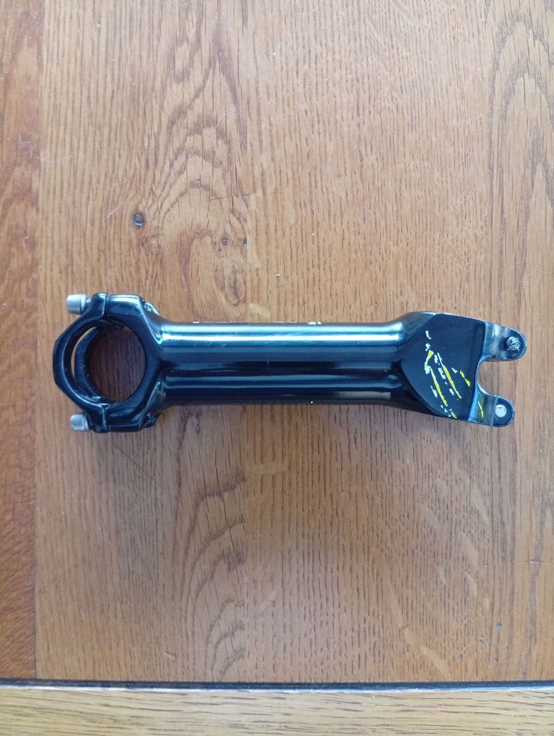 Used BTWIN Aéro black 2024 bike — image 1 of 8