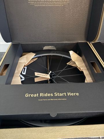 Używany Roval Rapide CLX 3 Wheelset 2026 bike — zdjęcie 3 z 3