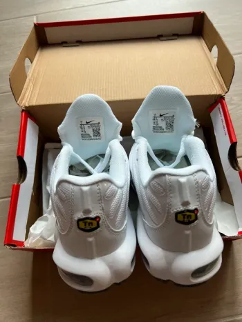 Used White Air Max TN bike