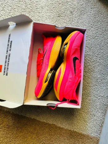Käytetty Nike Air Zoom Alphafly Next% 2 bike — kuva 11 / 11