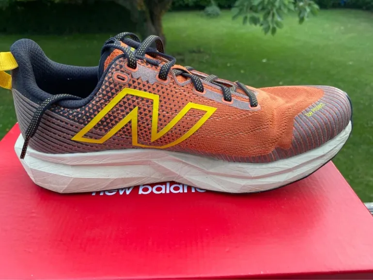 Used New Balance Venym bike — image 8 of 10
