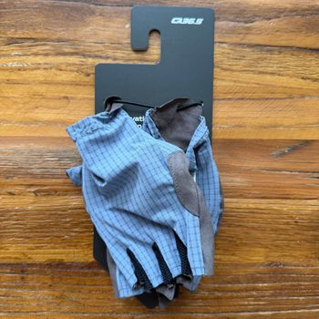 Used Q36.5 Dottore Pro Summer Gloves Grisaille L// NEW!! 50% OFF!! 2026 bike