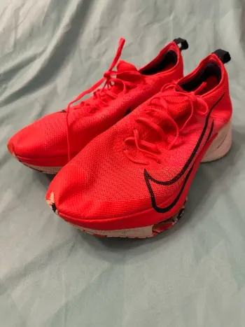 Used Nike Air Zoom Tempo NEXT% bike — image 5 of 7