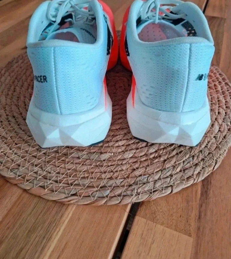 Used New Balance Running Shoes bike — image 2 of 4