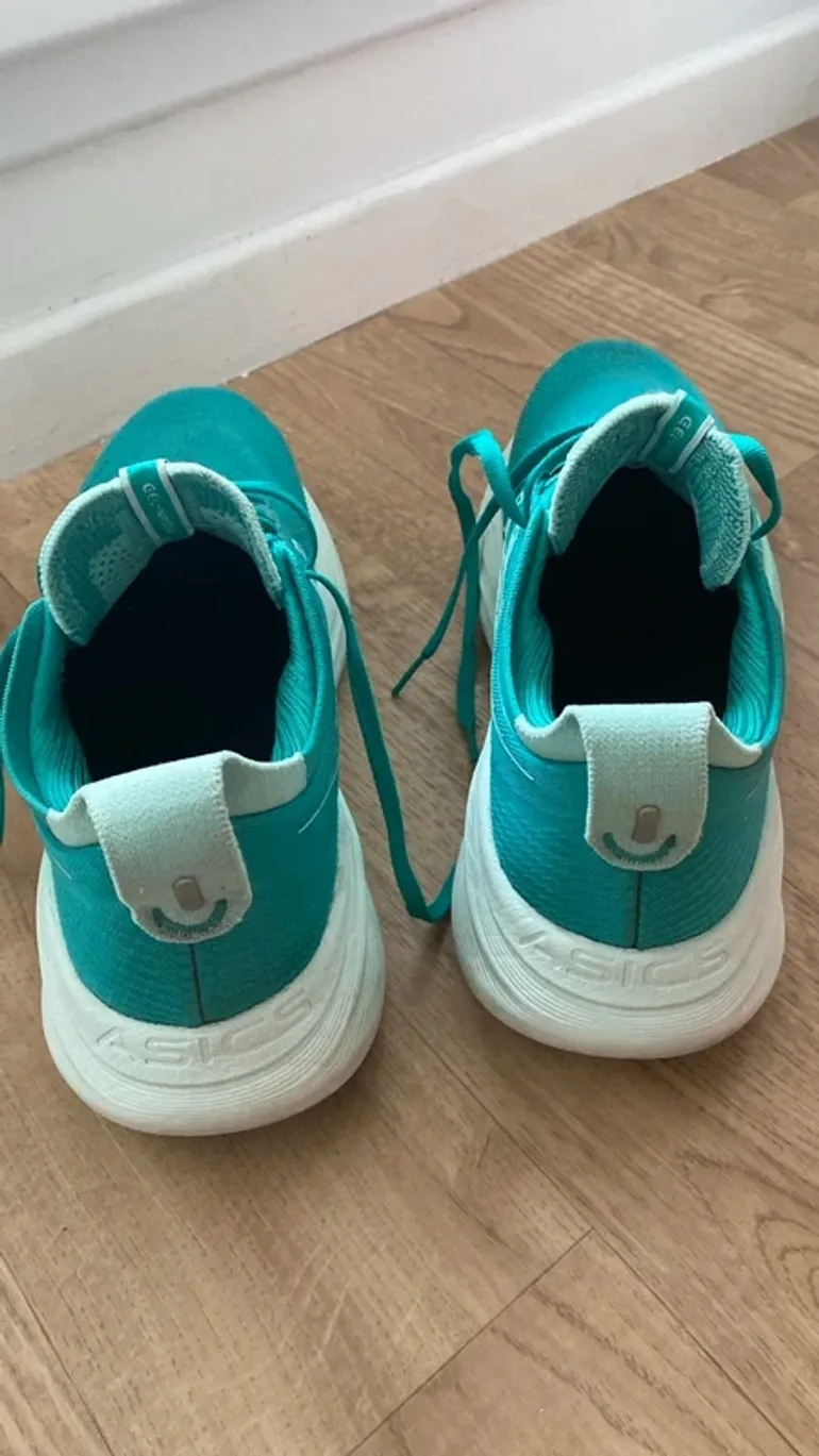 Käytetty Asics Gel Nimbus 25 bike — kuva 2 / 6