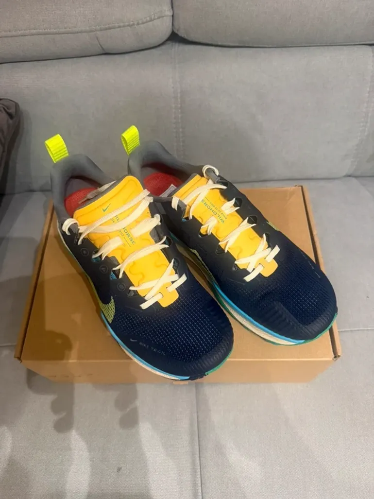Used Nike React Wildhorse 8 bike — image 2 of 8