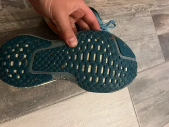Used Nike ZoomX Invincible Run 3 bike — image 5 of 5