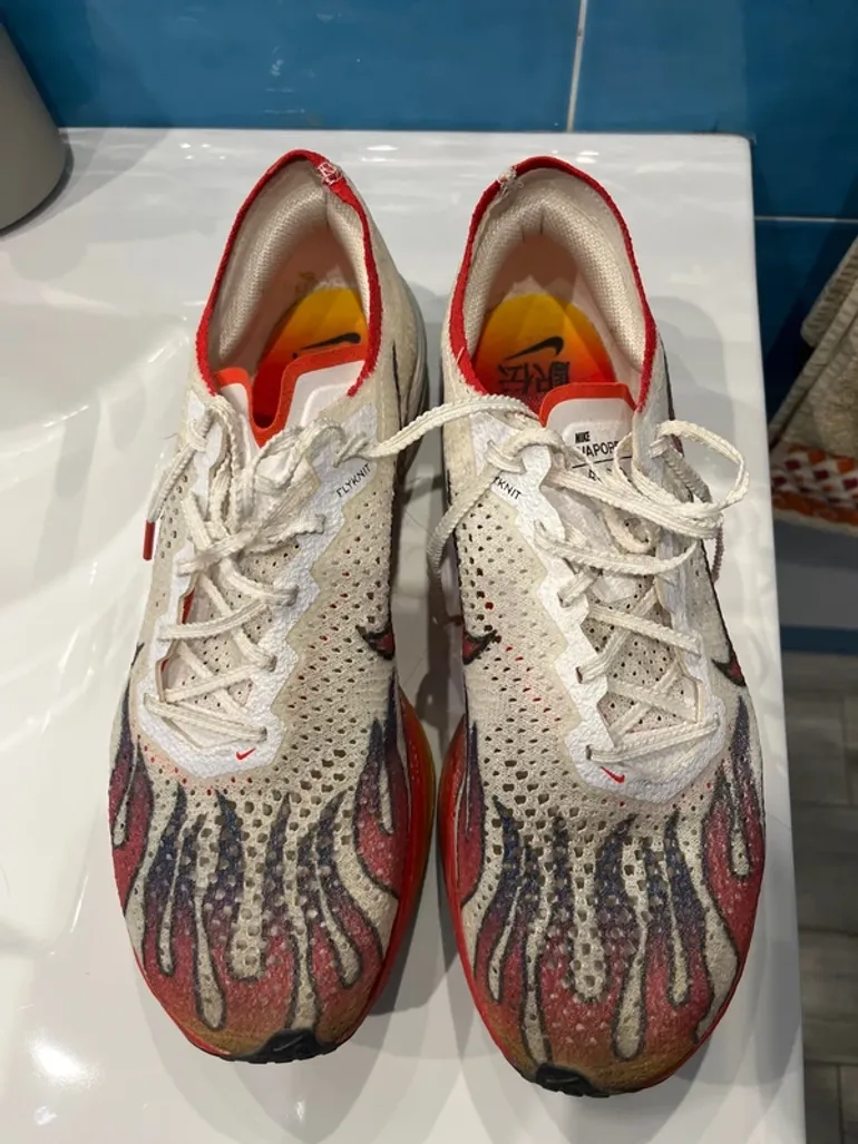 Used Nike Vaporfly 3 bike — image 2 of 2