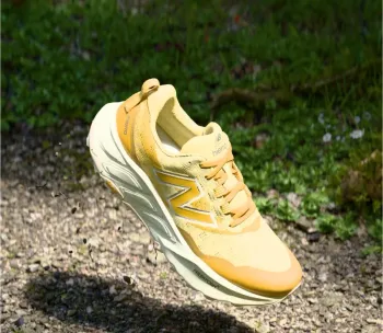 Used New Balance Hierro V9 bike — image 5 of 6