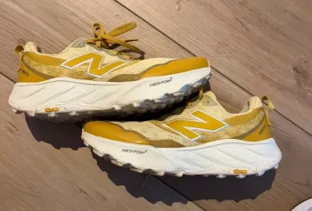Used New Balance Hierro V9 bike