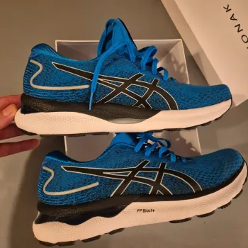 Käytetty New Balance Nimbus 24 bike — kuva 2 / 7