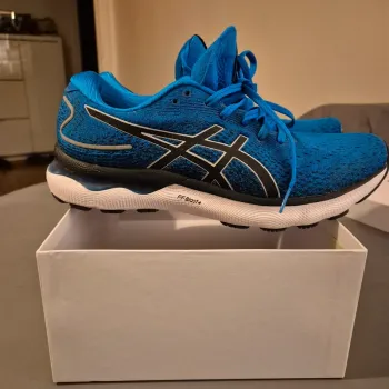 Käytetty New Balance Nimbus 24 bike