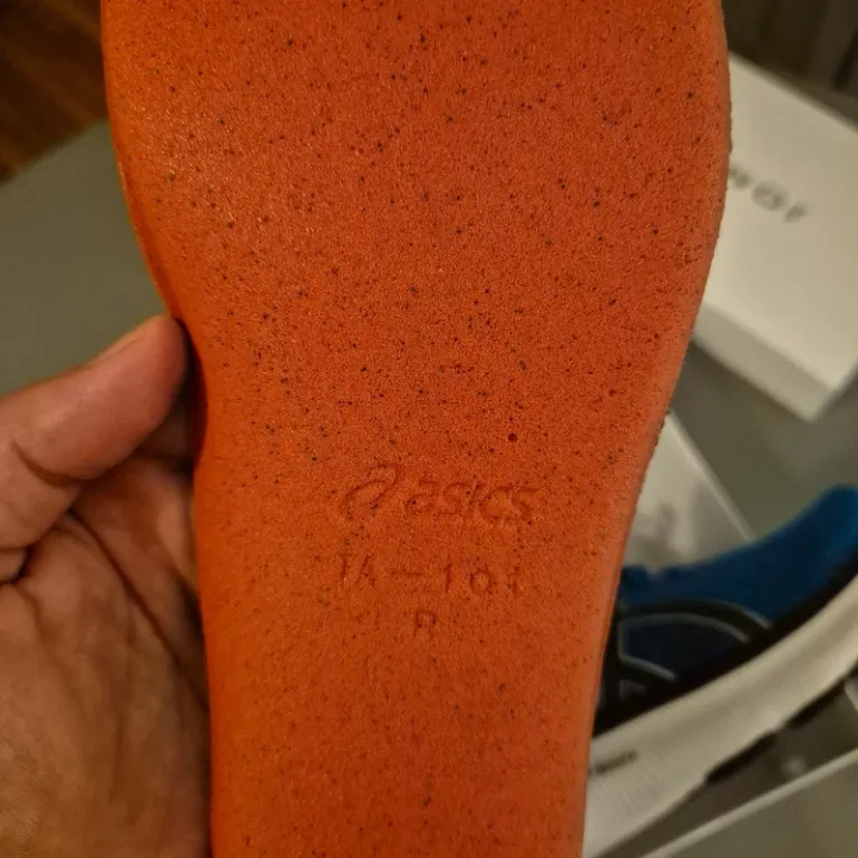 Käytetty New Balance Nimbus 24 bike — kuva 7 / 7