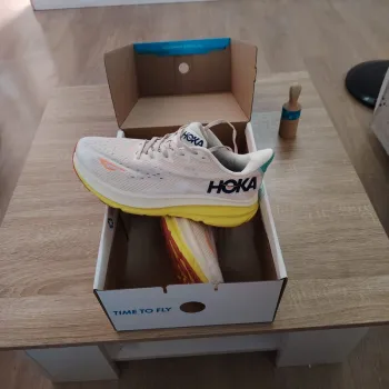 Käytetty Hoka Chaussures bike