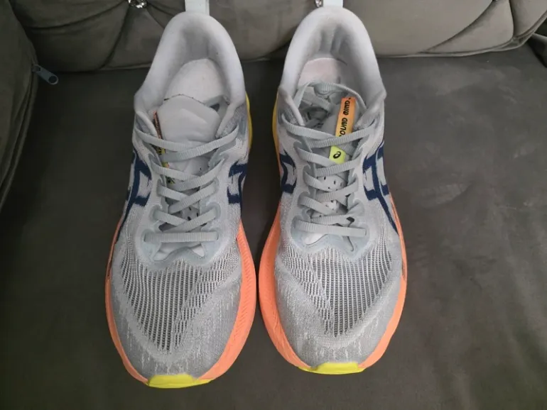 Used Asics Superblast 2 bike — image 2 of 11