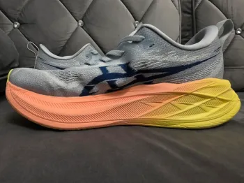 Used Asics Superblast 2 bike — image 5 of 11