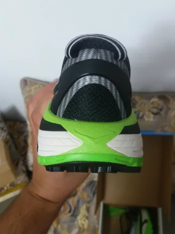 Used Hoka One Running Shoes bike — image 6 of 14