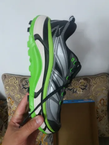 Used Hoka One Running Shoes bike — image 5 of 14
