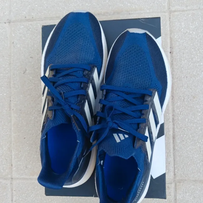 Used Adidas Ultraboost 5 bike — image 3 of 8