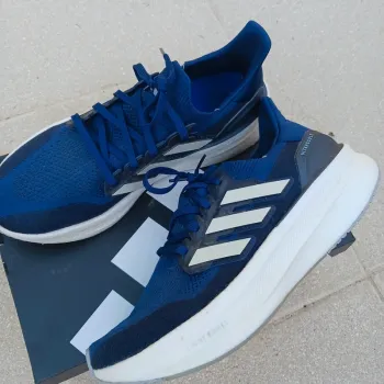 Used Adidas Ultraboost 5 bike — image 7 of 8