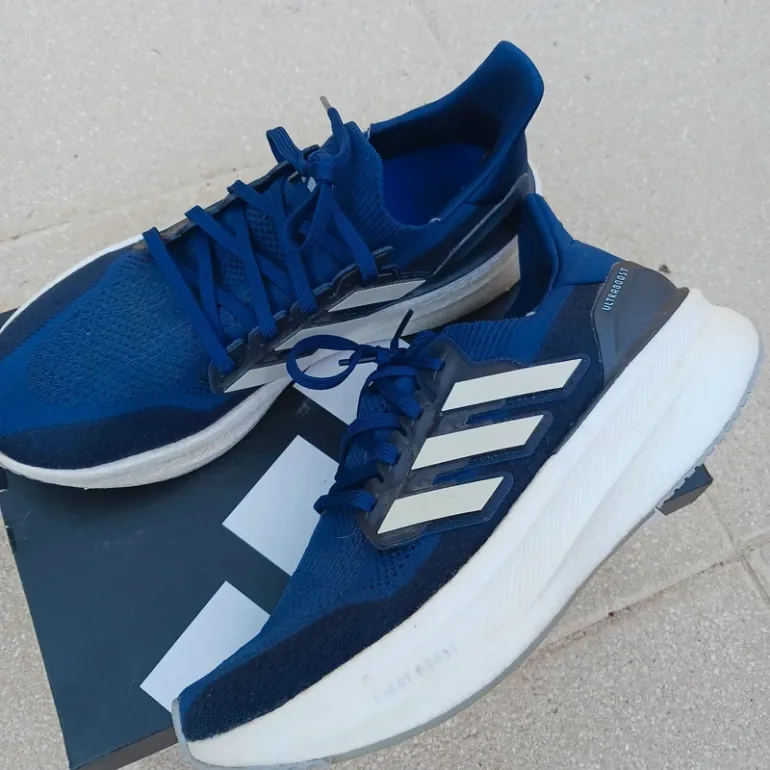 Used Adidas Ultraboost 5 bike — image 7 of 8