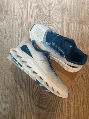 Brugt On Running Cloud bike — billede 3 af 13