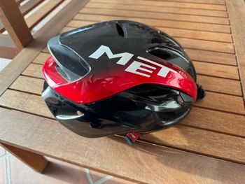 MET Rivale Helmet 2022 bike usato — immagine 3 di 4