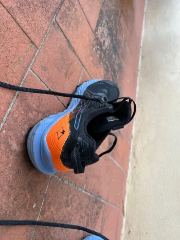 Used Asics Shoes bike — image 3 of 4