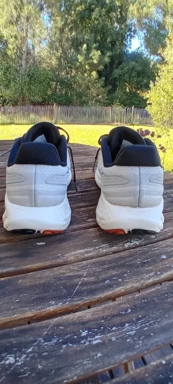 Used New Balance Running Shoes 2025 bike — image 5 of 15