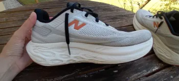 Used New Balance Running Shoes 2025 bike — image 8 of 15