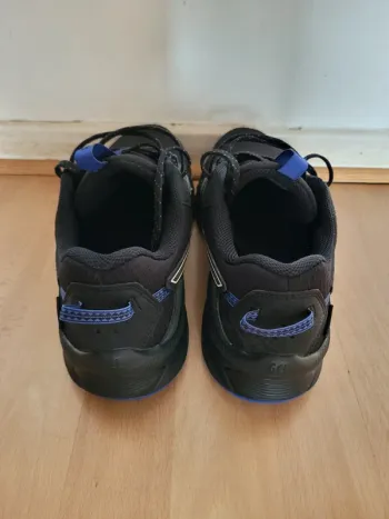 Asics Gel Venture 10 WP bike d'occasion — image 5 sur 6