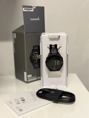 Used Garmin Forerunner 165 Music bike