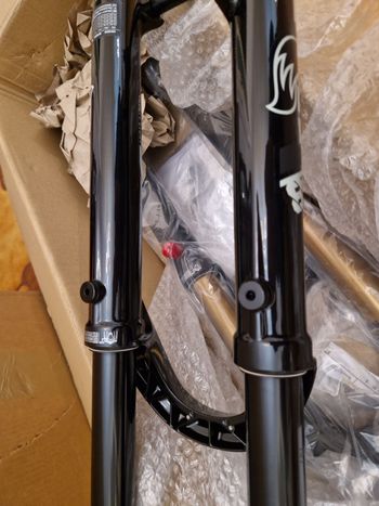 Brugt Fox Racing 38 Float 29 Rhythm Grip 2026 bike — billede 7 af 18