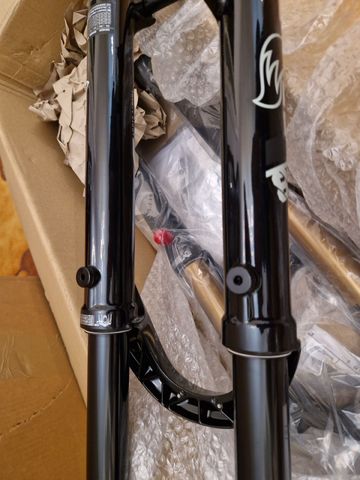 Tweedehands Fox Racing 38 Float 29 Rhythm Grip 2026 bike — afbeelding 7 van 18