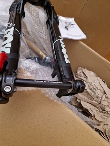 Tweedehands Fox Racing 38 Float 29 Rhythm Grip 2026 bike — afbeelding 5 van 18