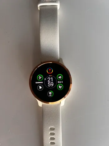 Used Garmin Venu 2S bike — image 3 of 5