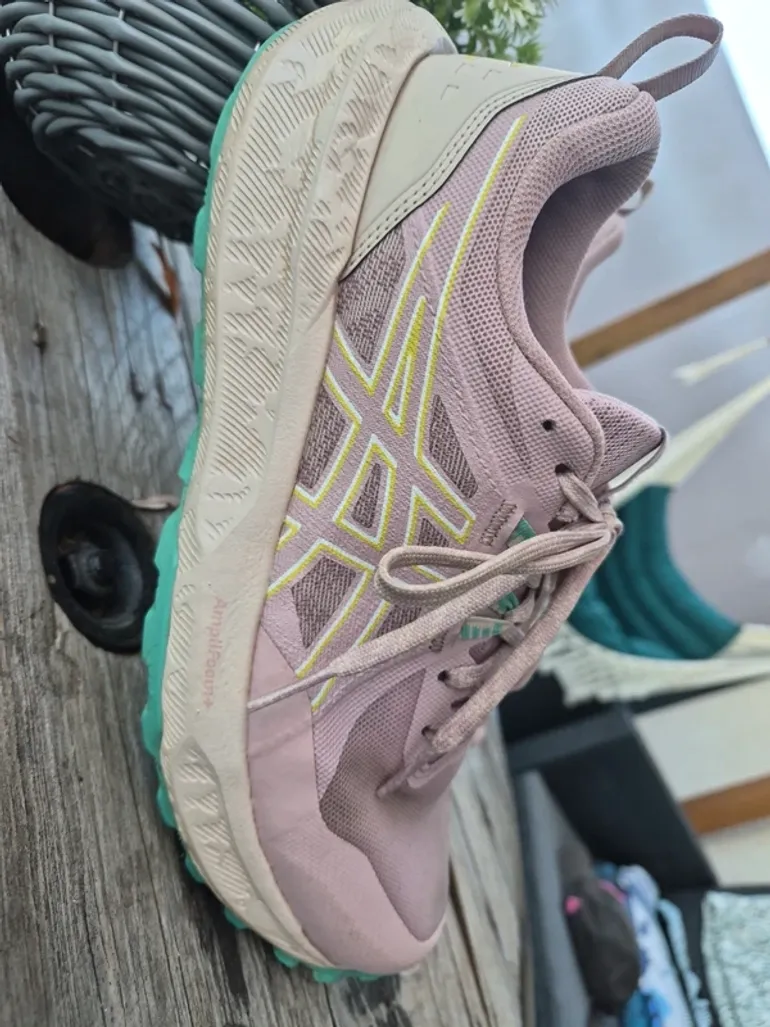 Asics Gel Sonoma 8 bike d'occasion — image 2 sur 5