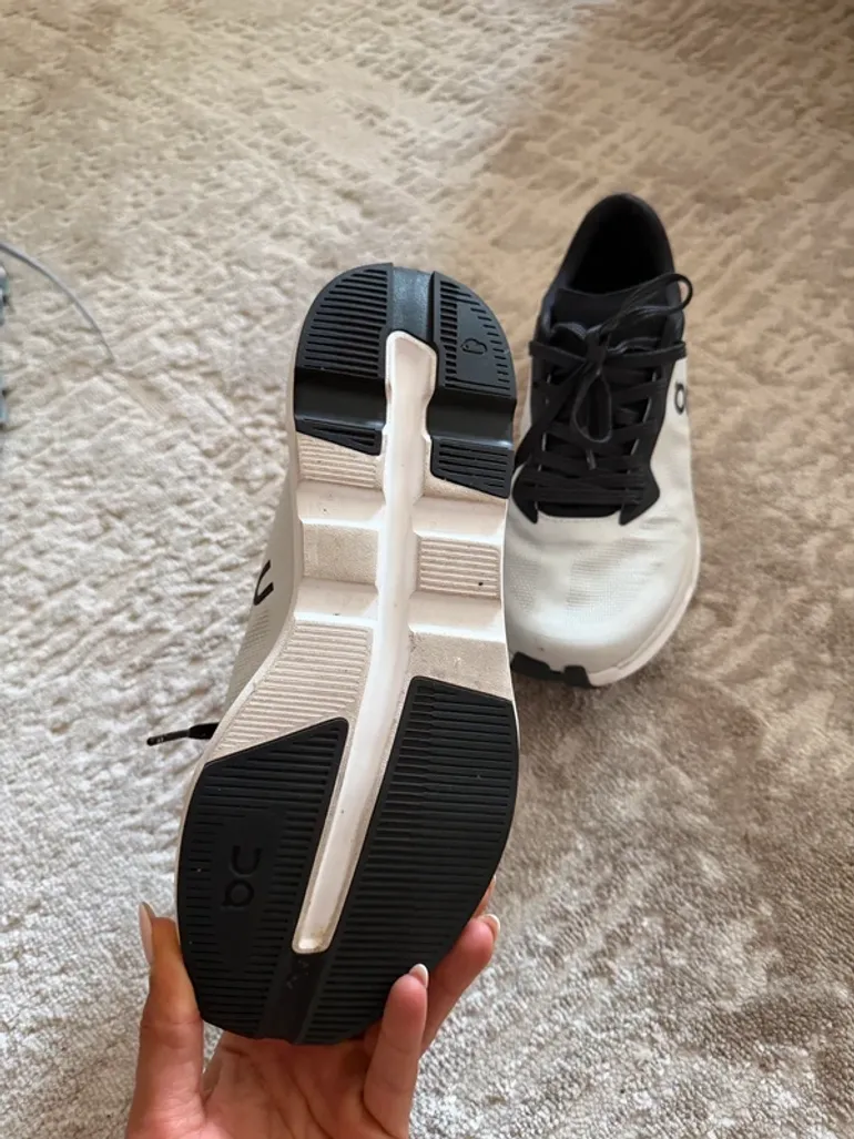 Gebrauchtes On Running Cloud bike — Bild 5 von 8