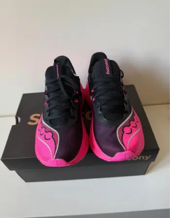 Saucony Endorphin Pro 5 bike d'occasion — image 4 sur 6