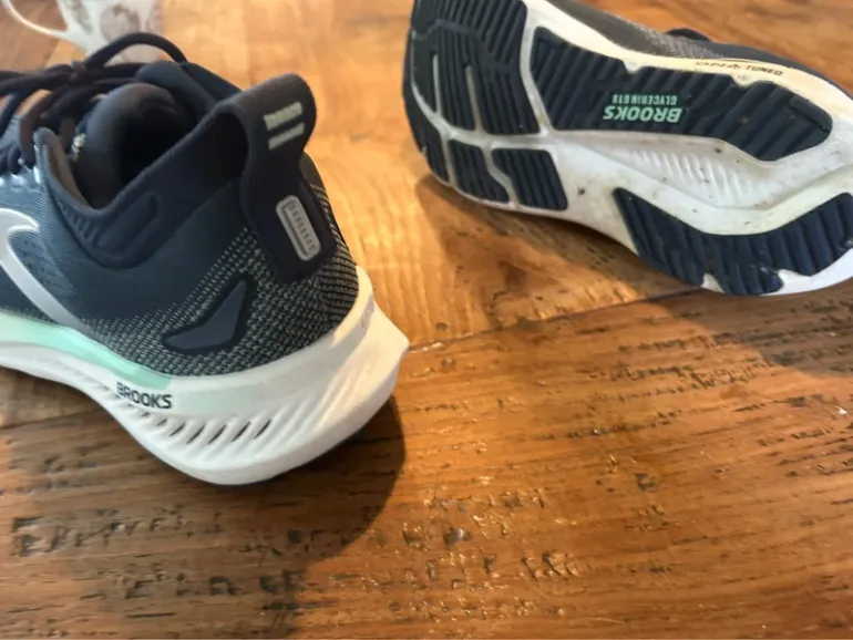 Gebrauchtes Brooks running shoes bike — Bild 10 von 12