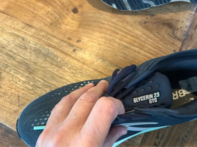 Gebrauchtes Brooks running shoes bike — Bild 11 von 12