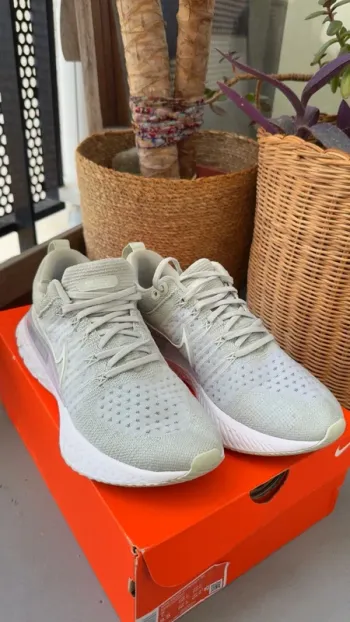 Gebrauchtes Nike Running Shoes Size 40 bike — Bild 3 von 4