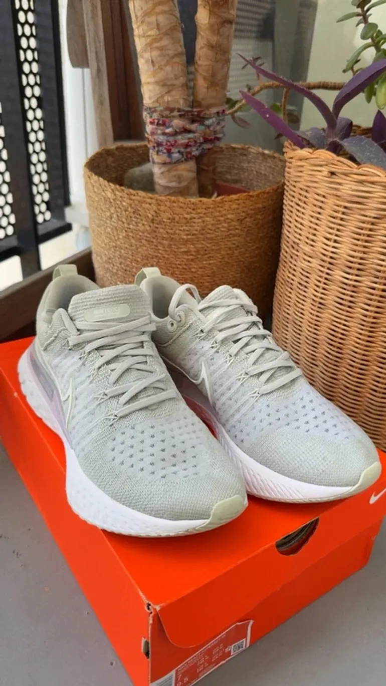 Gebrauchtes Nike Running Shoes Size 40 bike — Bild 3 von 4