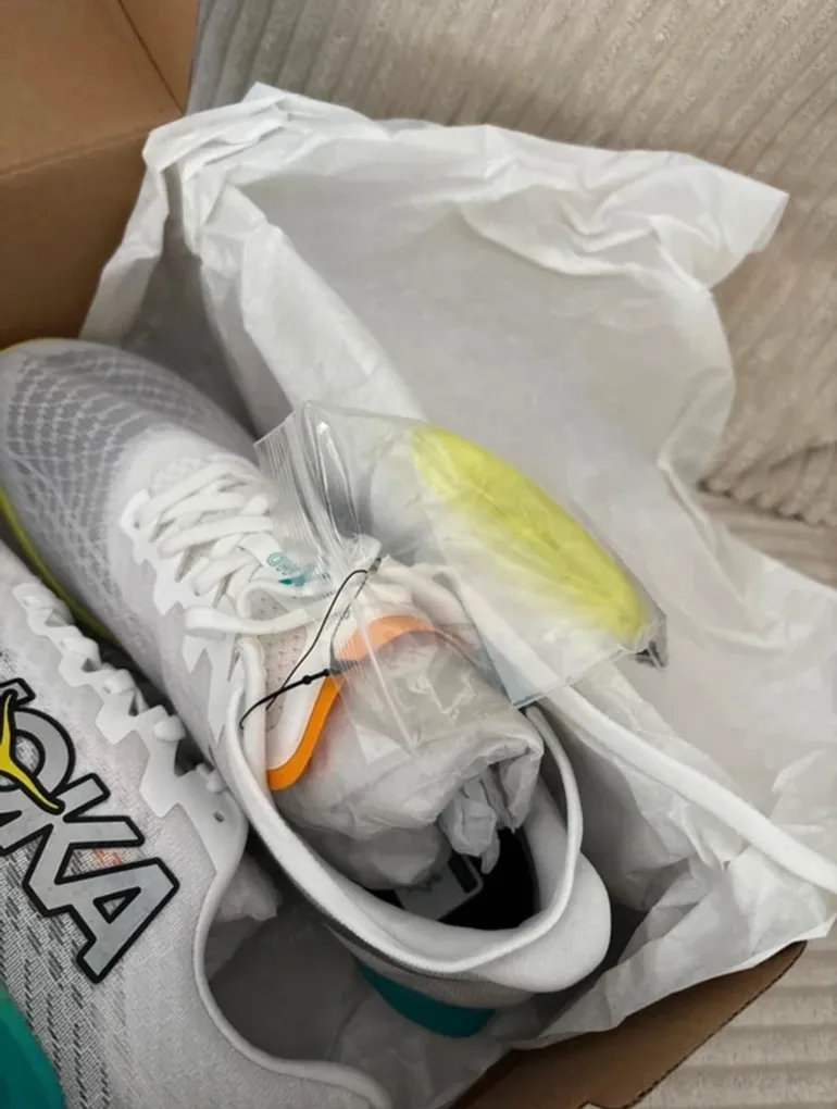 Hoka Cielo x2 MD bike d'occasion — image 2 sur 3