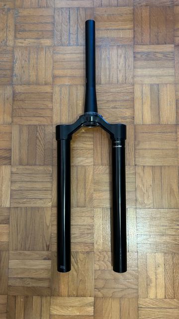 Used RockShox Zeb Upper Legs bike — image 1 of 3