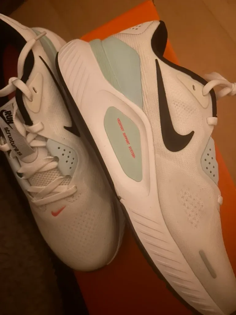 Brugt Nike Schuhe bike — billede 2 af 7