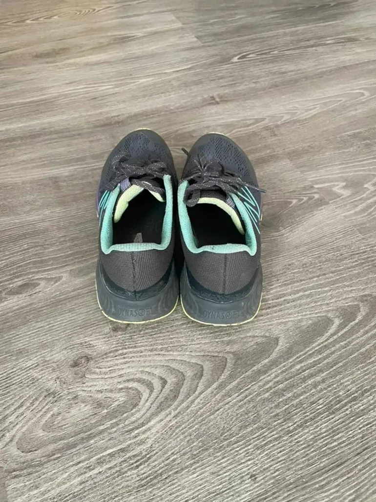 Used New Balance Trail bike — image 3 of 10