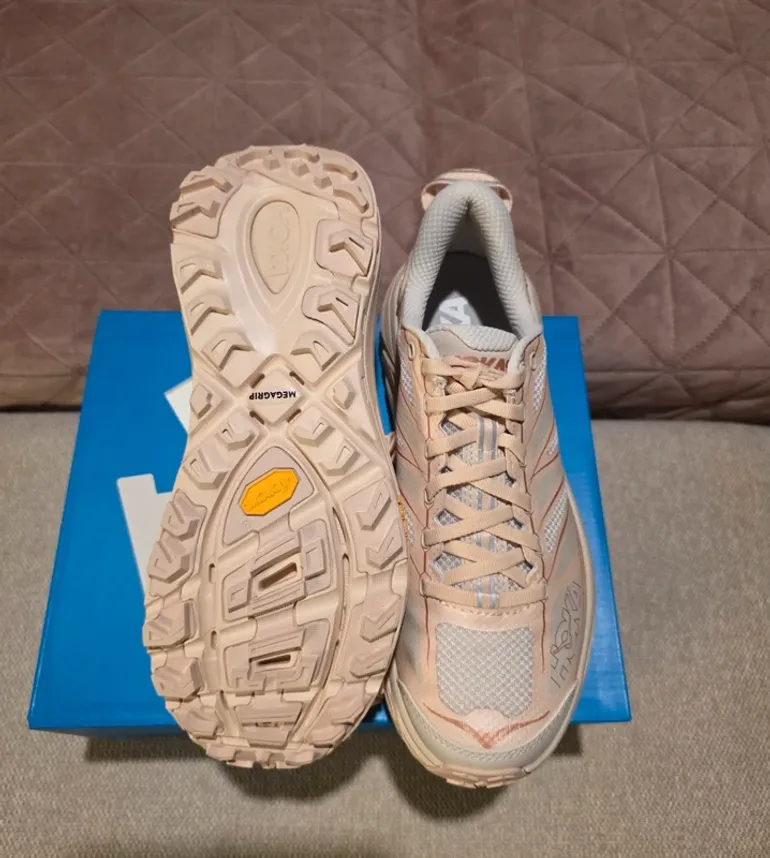 Used Hoka sneakers bike — image 7 of 15